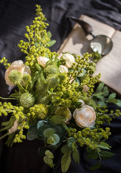 Spring Flower Arrangement for Living Room, Ranunculus Asiaticus, Globe Amaranth, Botany Plants, Beautiful Modern Flower Arrangement Ideas for Home Decoration-Grace Painting Crafts