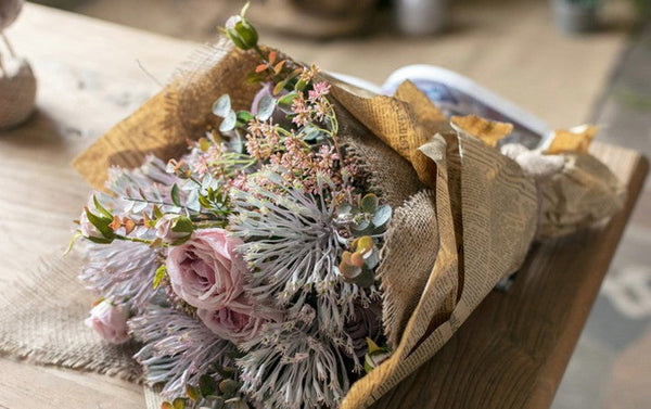 Modern Artificial Flowers for Home Decoration, Rose Flowers, Eucalyptus Globulus, Holly Leaf, Bedroom Flower Arrangement Ideas, Spring Flower Arrangement for Living Room-Grace Painting Crafts