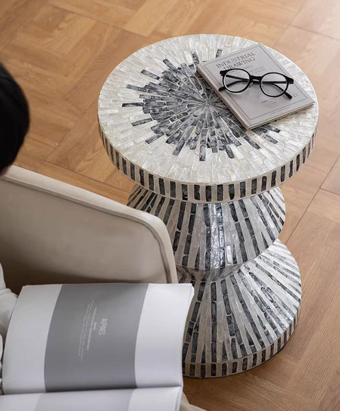 Shell Small Sofa Side Table, Bedside Small Side Table, Portable Casual Side Table, Contemporary Round Side Table, Creative Coffee Table-Grace Painting Crafts