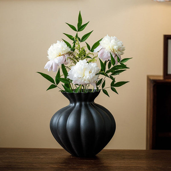 Handmade Water Holding Flower Vases, Modern Black Flower Vase Centerpiece on Table, Porcelain Flower Vases, Ceramic Bouquet Vases-Grace Painting Crafts