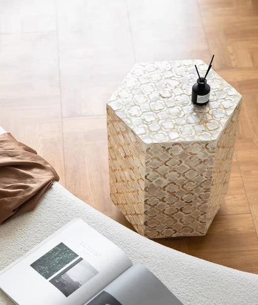 Creative Coffee Table, Contemporary Small Sofa Side Table, Shell Small Side Table, Portable Casual Side Table, Unique Small End Table-Grace Painting Crafts