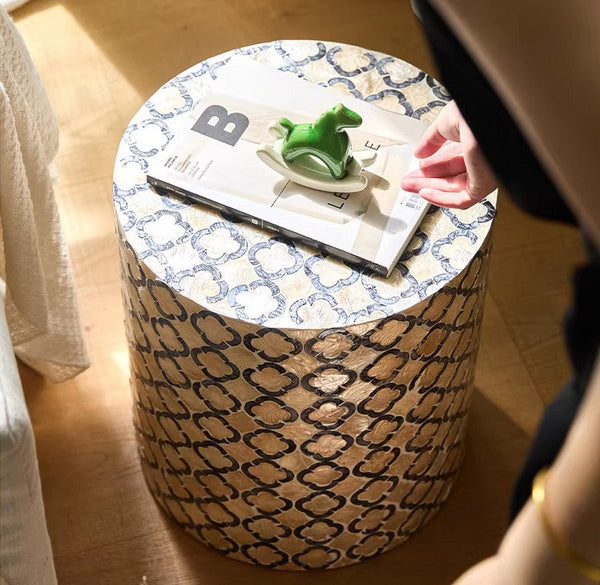 Modern Side Table, Small End Table, Portable Casual Side Table, Shell Small Sofa Side Table, Contemporary Bedside Table, Bedside Small Side Table, Creative Coffee Table, Contemporary Side Table-Grace Painting Crafts