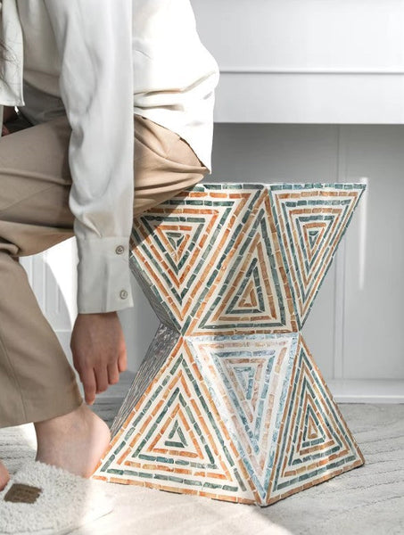 Contemporary Small Sofa Side Table, Shell Small Side Table, Unique Small End Table, Portable Casual Side Table, Creative Coffee Table-Grace Painting Crafts