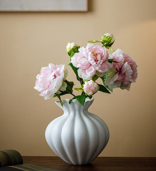 Handmade Water Holding Flower Vases, Modern Black Flower Vase Centerpiece on Table, Porcelain Flower Vases, Ceramic Bouquet Vases-Grace Painting Crafts