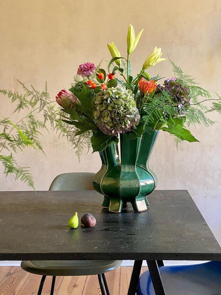 Unique Handmade Modern Flower Vase, Centerpiece Ceramic Bouquet Vases, Contemporary Vases on Dining Table, Green Porcelain Vases for Modern Home Decor-Grace Painting Crafts