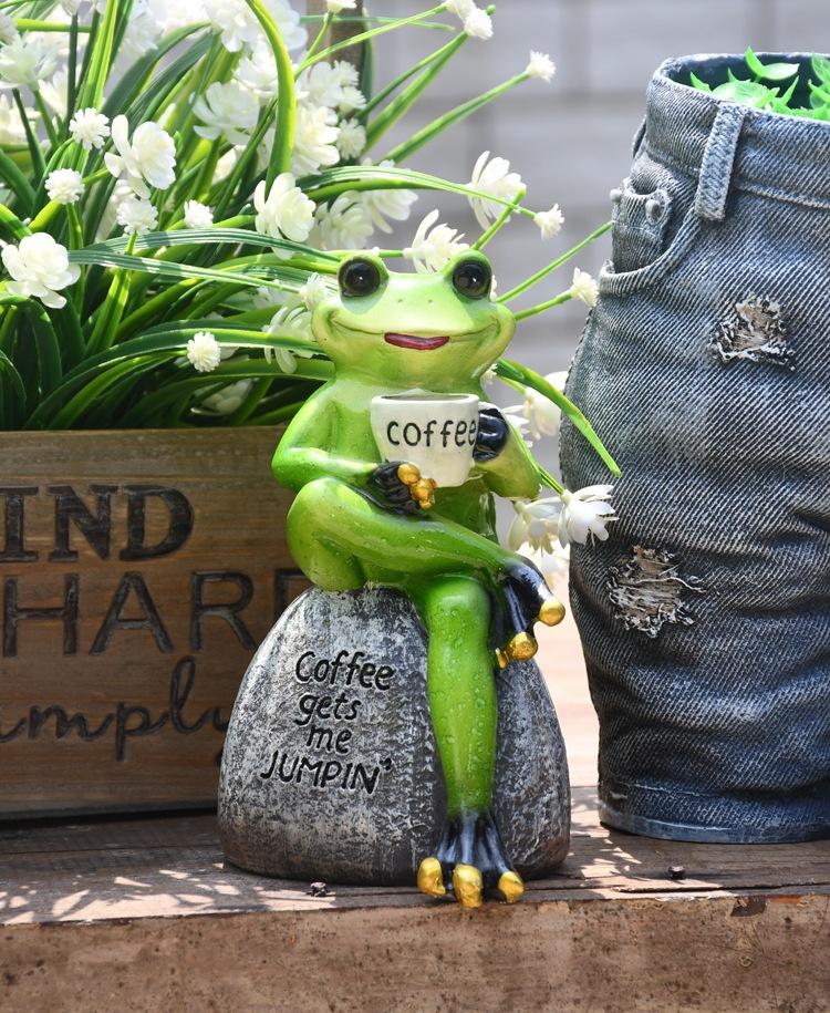 Frog Drinking Coffee Statue for Garden, Animal Statue for Garden Courtyard Ornament, Villa Outdoor Decor Gardening Ideas-Grace Painting Crafts