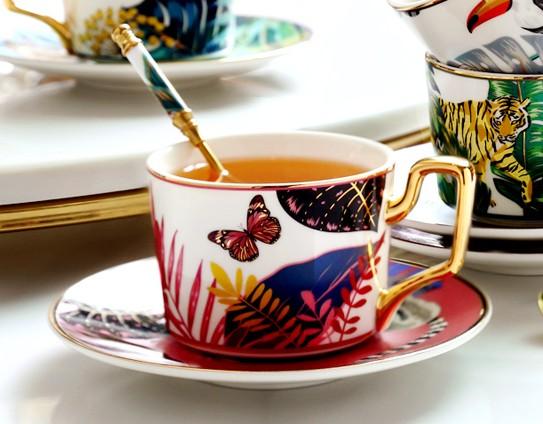 Butterfly Pattern Porcelain Coffee Cups, Coffee Cups with Gold Trim and Gift Box, Tea Cups and Saucers-Grace Painting Crafts