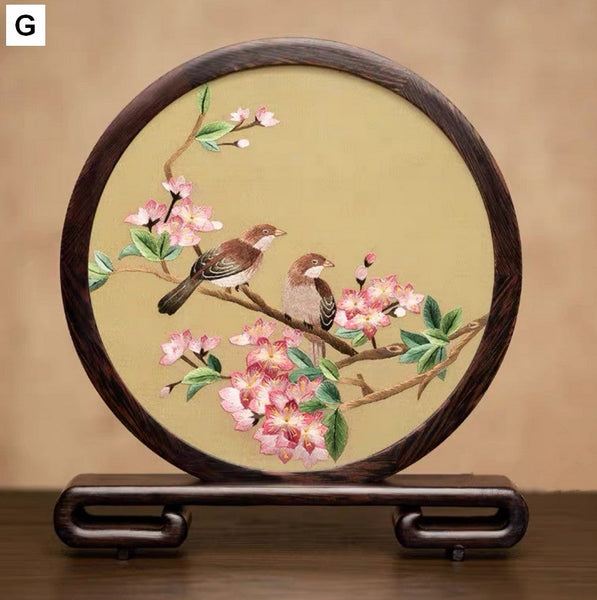 Flower and Bird Embroidered Decor, Unique Birthday Gift, Exclusive Business Present, Traditional Chinese Suzhou Embroidery Ornament, Premium Souvenir-Grace Painting Crafts