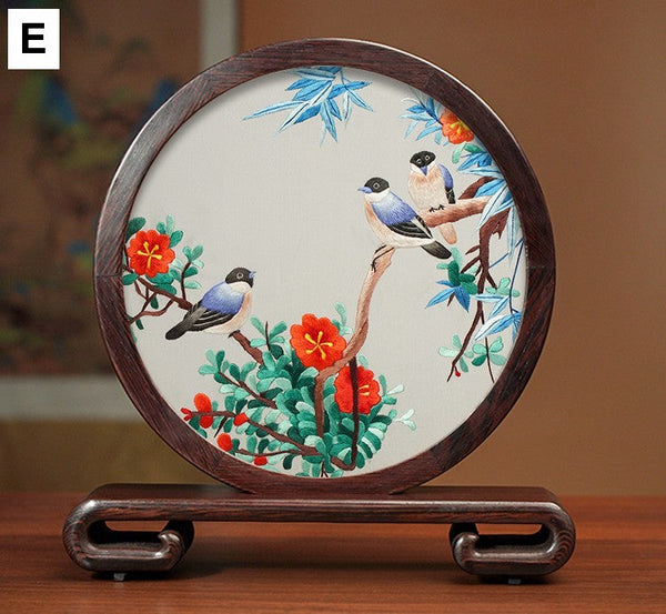 Silk Embroidered Ornament, Premium Souvenir, Exclusive Business Presents, Creative Birthday Gift, Traditional Chinese Suzhou Flower and Birds Embroidery Ornaments-Grace Painting Crafts