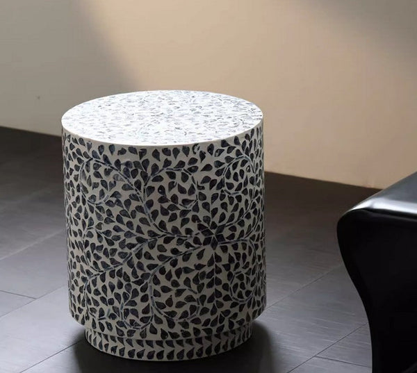 Creative Coffee Table, Bedside Small Side Table, Portable Casual Side Table, Contemporary Round Side Table, Shell Small Sofa Side Table, Contemporary Side Table-Grace Painting Crafts
