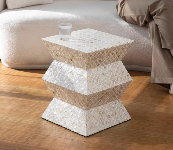 Unique Small End Table, Contemporary Bedside Table, Portable Casual Side Table, Shell Small Sofa Side Table, Creative Coffee Table-Grace Painting Crafts
