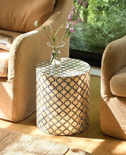 Modern Side Table, Small End Table, Portable Casual Side Table, Shell Small Sofa Side Table, Contemporary Bedside Table, Bedside Small Side Table, Creative Coffee Table, Contemporary Side Table-Grace Painting Crafts