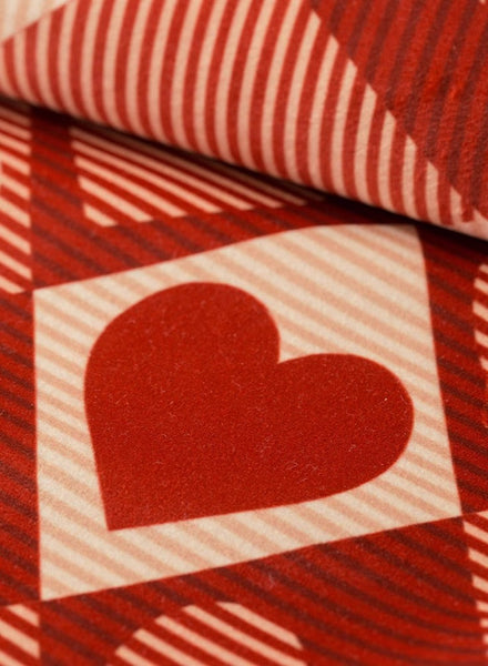 Red Heart-shaped Table Cover for Dining Room Table, Holiday Red Tablecloth for Dining Table, Modern Rectangle Tablecloth for Oval Table-Grace Painting Crafts