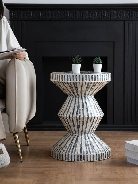 Shell Small Sofa Side Table, Bedside Small Side Table, Portable Casual Side Table, Contemporary Round Side Table, Creative Coffee Table-Grace Painting Crafts