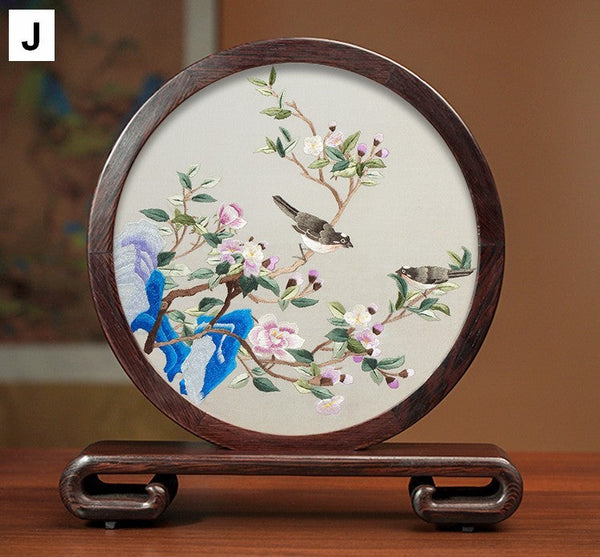 Premium Souvenir, Silk Embroidered Ornament, Exclusive Business Presents, Creative Birthday Gift, Traditional Chinese Suzhou Flower and Birds Embroidery Ornaments-Grace Painting Crafts