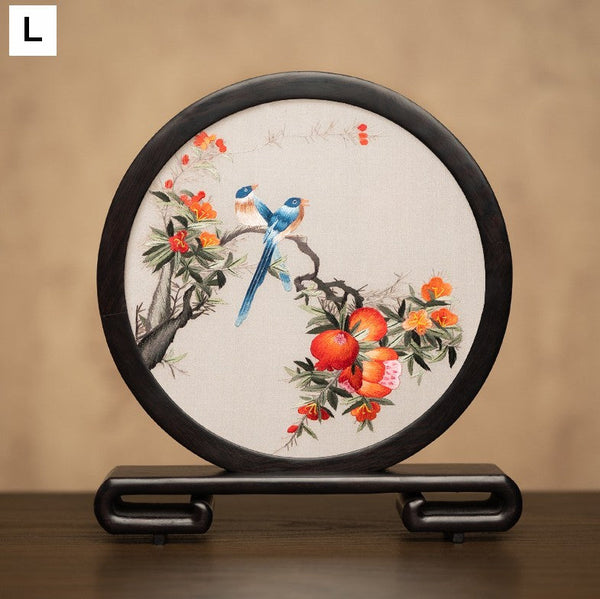 Flower and Bird Embroidered Decor, Unique Birthday Gift, Exclusive Business Present, Traditional Chinese Suzhou Embroidery Ornament, Premium Souvenir-Grace Painting Crafts