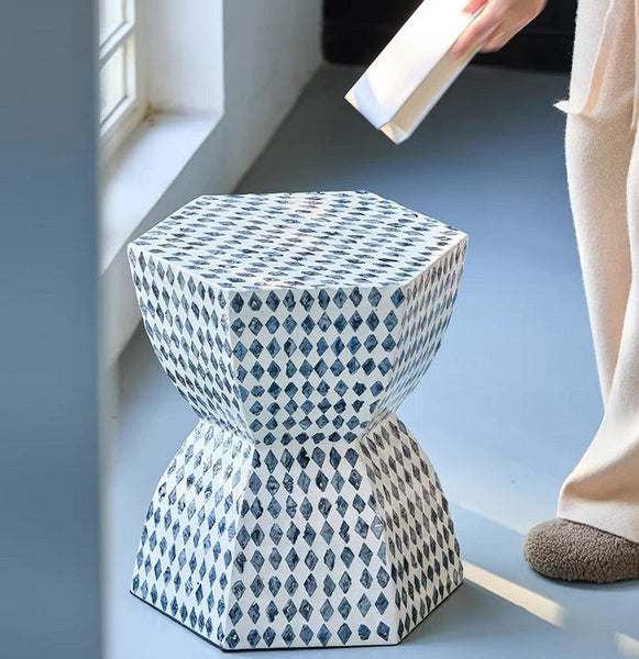 Small End Table, Modern Side Table, Bedside Small Side Table, Contemporary Bedside Table, Shell Small Sofa Side Table, Portable Casual Side Table, Creative Coffee Table, Contemporary Side Table-Grace Painting Crafts