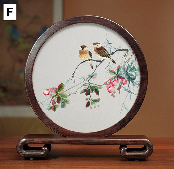 Embroidered Ornament, Traditional Chinese Suzhou Flower and Birds Silk Embroidery Ornaments, Exclusive Business Presents, Creative Birthday Gift, Premium Souvenir-Grace Painting Crafts