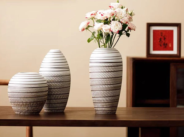 Centerpiece on Dining Table, Large Flower Vase on Table, Modern Bouquet Flower Vases, Handmade Pottery Flower Vases Urn, Water Holding Flower Vases-Grace Painting Crafts