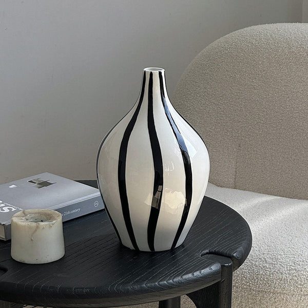 Water Holding Flower Vases, Black and White Striped Ceramic Vase, Porcelain Flower Vases, Modern Flower Vases on Table-Grace Painting Crafts