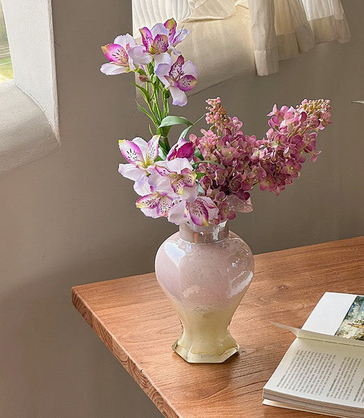 Water Holding Flower Vases, Glass Bud Vases, Bouquet Flower Vase, Vintage Glass Flower Vases, Handmade Flower Vases on Table-Grace Painting Crafts