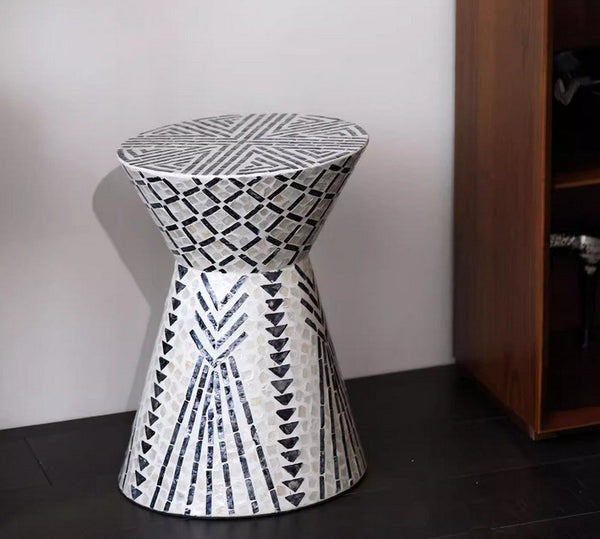 Modern Portable Casual Side Table, Contemporary Round Side Table, Creative Coffee Table, Bedside Small Side Table, Shell Small Sofa Side Table-Grace Painting Crafts
