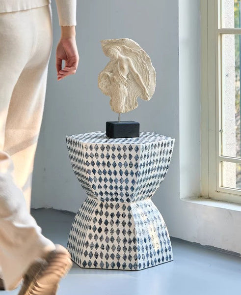Small End Table, Modern Side Table, Bedside Small Side Table, Contemporary Bedside Table, Shell Small Sofa Side Table, Portable Casual Side Table, Creative Coffee Table, Contemporary Side Table-Grace Painting Crafts