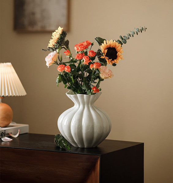 Modern Flower Vase Centerpiece on Table, Handmade Water Holding Flower Vases, Porcelain Flower Vases, Ceramic Bouquet Vases-Grace Painting Crafts