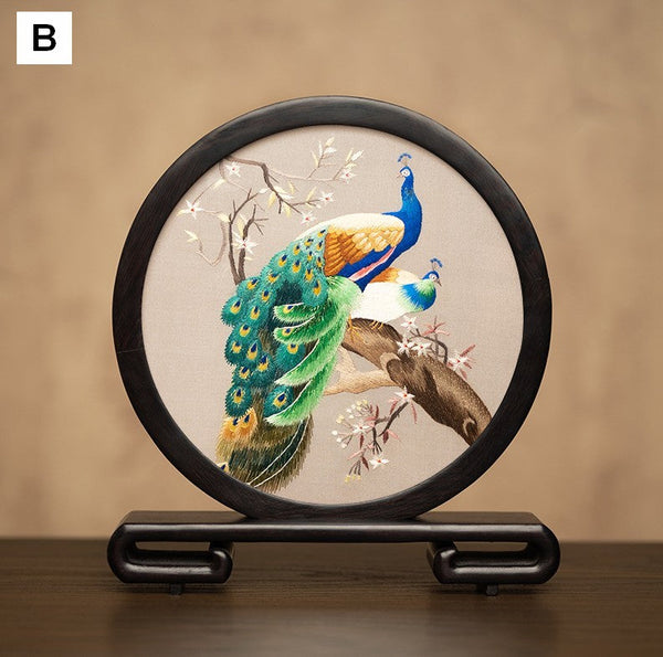 Traditional Chinese Suzhou Embroidery Ornament, Exclusive Business Present Peacock Embroidered Decor, Premium Souvenir, Unique Birthday Gift-Grace Painting Crafts