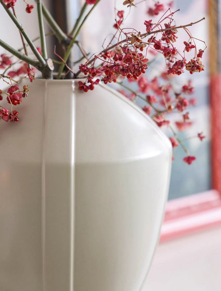 Large Contemporary Vases on Dining Table, Handmade Modern Flower Vase, Centerpiece Ceramic Bouquet Vases, Porcelain Vases for Modern Home Decor-Grace Painting Crafts