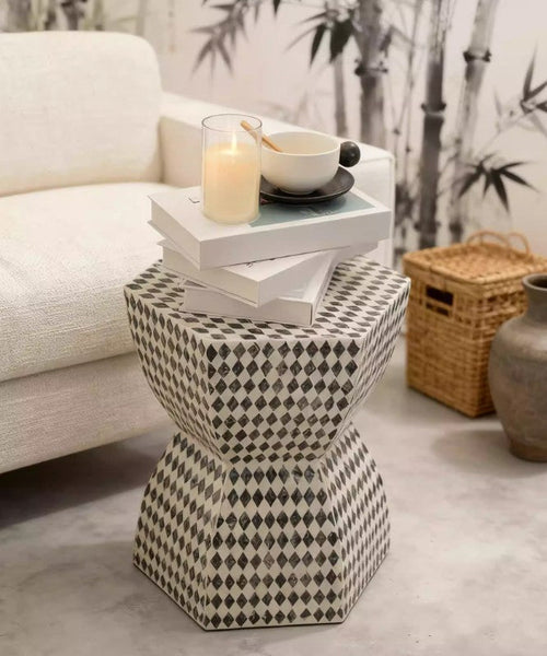 Modern Side Table, Bedside Small Side Table, Contemporary Bedside Table, Small End Table, Shell Small Sofa Side Table, Portable Casual Side Table, Creative Coffee Table, Contemporary Side Table-Grace Painting Crafts