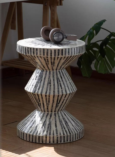 Shell Small Sofa Side Table, Bedside Small Side Table, Portable Casual Side Table, Contemporary Round Side Table, Creative Coffee Table-Grace Painting Crafts