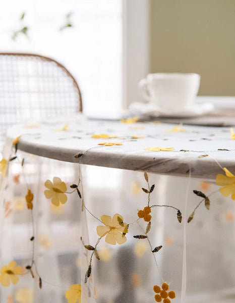 Yellow Flower Lace Tablecloths, Extra Large Rectangular Tablecloth for Oval Table, Lace Embroidered Table Covers, Rectangular Table Covers for Coffee Table-Grace Painting Crafts