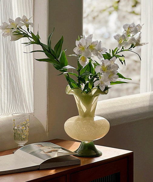 Bouquet Flower Vase, Vintage Glass Flower Vases, Water Holding Flower Vases, Glass Bud Vases, Handmade Flower Vases on Table-Grace Painting Crafts