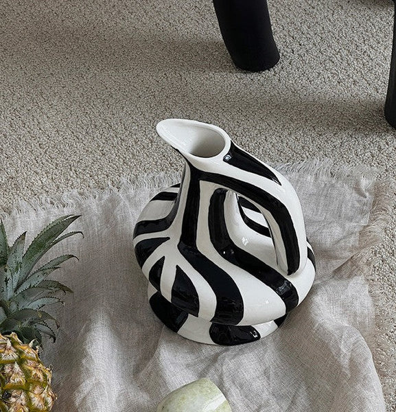 Porcelain Bud Vases, Handmade Water Holding Flower Vases, Modern Ceramic Flower Vases, Small Flower Vases on Table-Grace Painting Crafts
