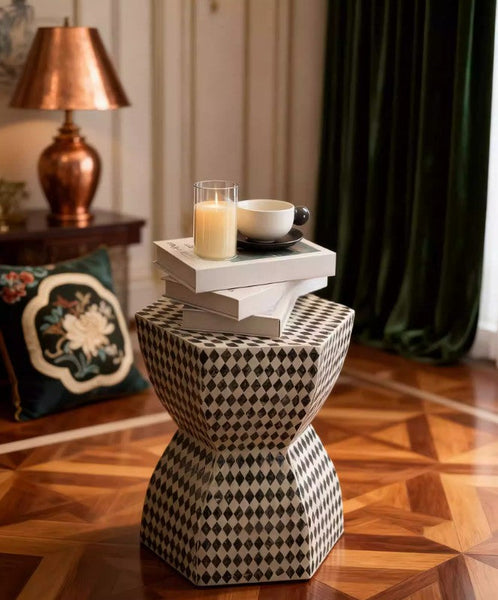 Modern Side Table, Bedside Small Side Table, Contemporary Bedside Table, Small End Table, Shell Small Sofa Side Table, Portable Casual Side Table, Creative Coffee Table, Contemporary Side Table-Grace Painting Crafts