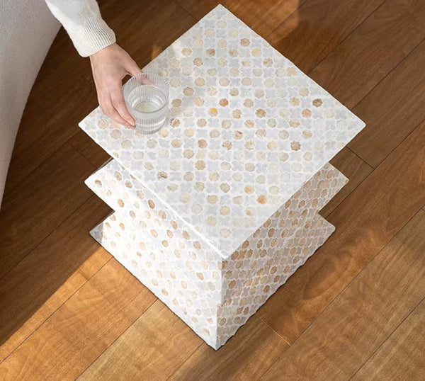 Unique Small End Table, Contemporary Bedside Table, Portable Casual Side Table, Shell Small Sofa Side Table, Creative Coffee Table-Grace Painting Crafts