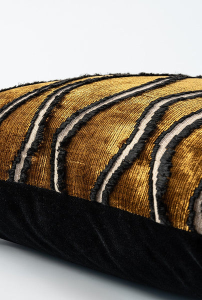 Golden Contemporary Pillows, Abstract Decorative Throw Pillows, Square Modern Throw Pillows for Couch, Large Simple Throw Pillow for Interior Design-Grace Painting Crafts