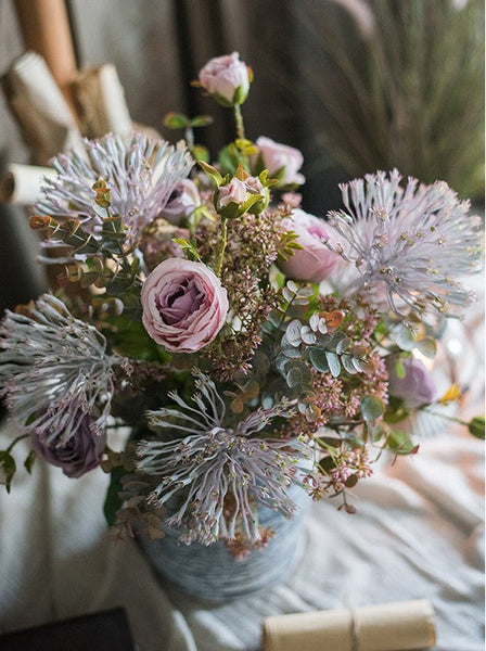 Modern Artificial Flowers for Home Decoration, Rose Flowers, Eucalyptus Globulus, Holly Leaf, Bedroom Flower Arrangement Ideas, Spring Flower Arrangement for Living Room-Grace Painting Crafts
