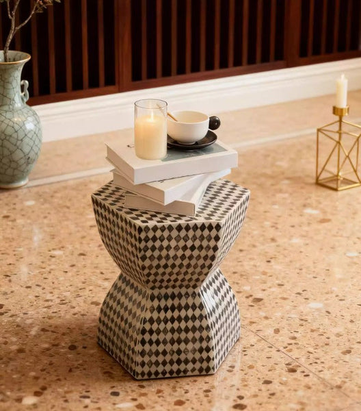 Modern Side Table, Bedside Small Side Table, Contemporary Bedside Table, Small End Table, Shell Small Sofa Side Table, Portable Casual Side Table, Creative Coffee Table, Contemporary Side Table-Grace Painting Crafts