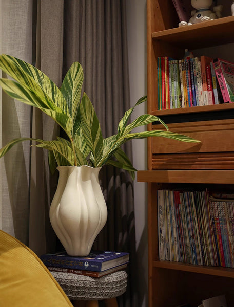 Unique Handmade Modern Flower Vase, Large Porcelain Vases for Modern Home Decor, Centerpiece Ceramic Bouquet Vases, Contemporary Vases on Dining Table-Grace Painting Crafts