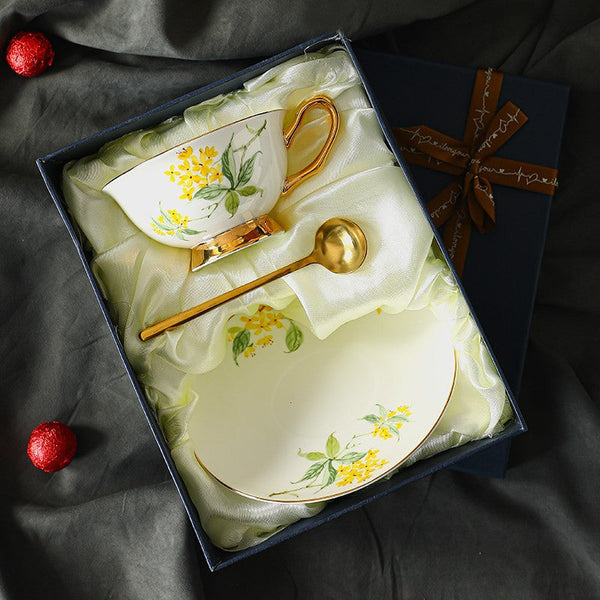 Elegant Floral Ceramic Coffee Cup and Saucer, 7.4 oz Flower Tea Cup and Saucer Set, British Royal Ceramic Tea Cups for Traditional Afternoon Tea, Porcelain Tea Cup and Saucer Set in Gift Box-Grace Painting Crafts