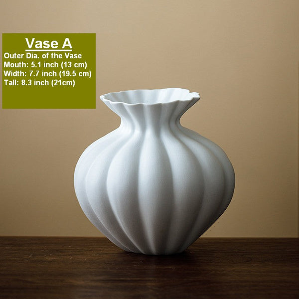 Handmade Water Holding Flower Vases, Modern Black Flower Vase Centerpiece on Table, Porcelain Flower Vases, Ceramic Bouquet Vases-Grace Painting Crafts