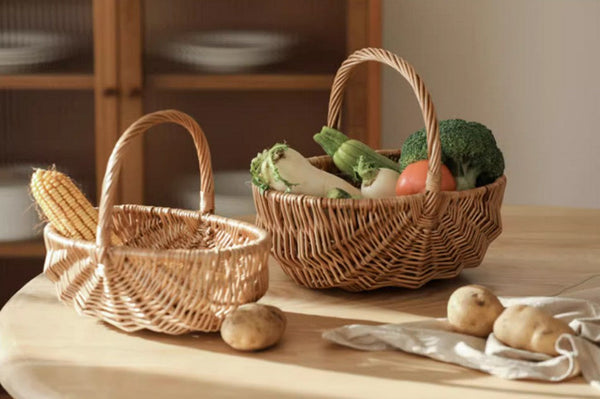 Natural Fruit Basket, Kitchen Storage Baskets, Natural Hand-woven Wicker Storage Basket, Large Picnic Food Basket with Handle, Lovely Willow Weaving Baskets for Vegetable-Grace Painting Crafts