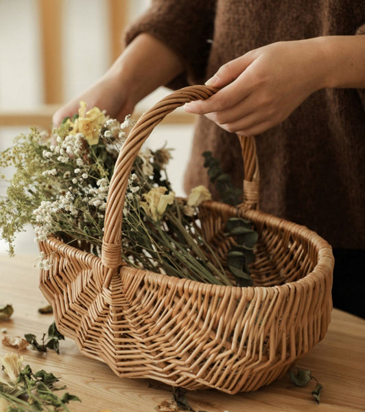 Natural Fruit Basket, Kitchen Storage Baskets, Natural Hand-woven Wicker Storage Basket, Large Picnic Food Basket with Handle, Lovely Willow Weaving Baskets for Vegetable-Grace Painting Crafts