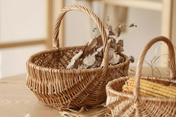 Natural Fruit Basket, Kitchen Storage Baskets, Natural Hand-woven Wicker Storage Basket, Large Picnic Food Basket with Handle, Lovely Willow Weaving Baskets for Vegetable-Grace Painting Crafts