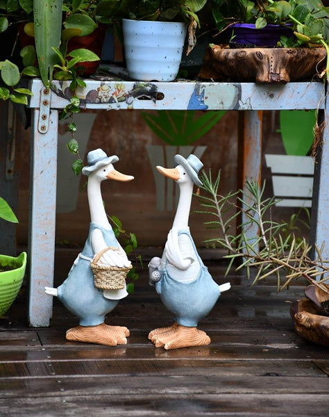 Duck Couple Statue for Garden, Animal Statue for Garden Courtyard Ornament, Villa Outdoor Decor Gardening Ideas-Grace Painting Crafts