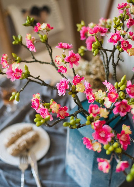 Creative Flower Arrangement Ideas for Home Decoration, Red Cherry Blossom, Sakura Flowers, Unique Artificial Flowers, Simple Artificial Floral for Dining Room-Grace Painting Crafts